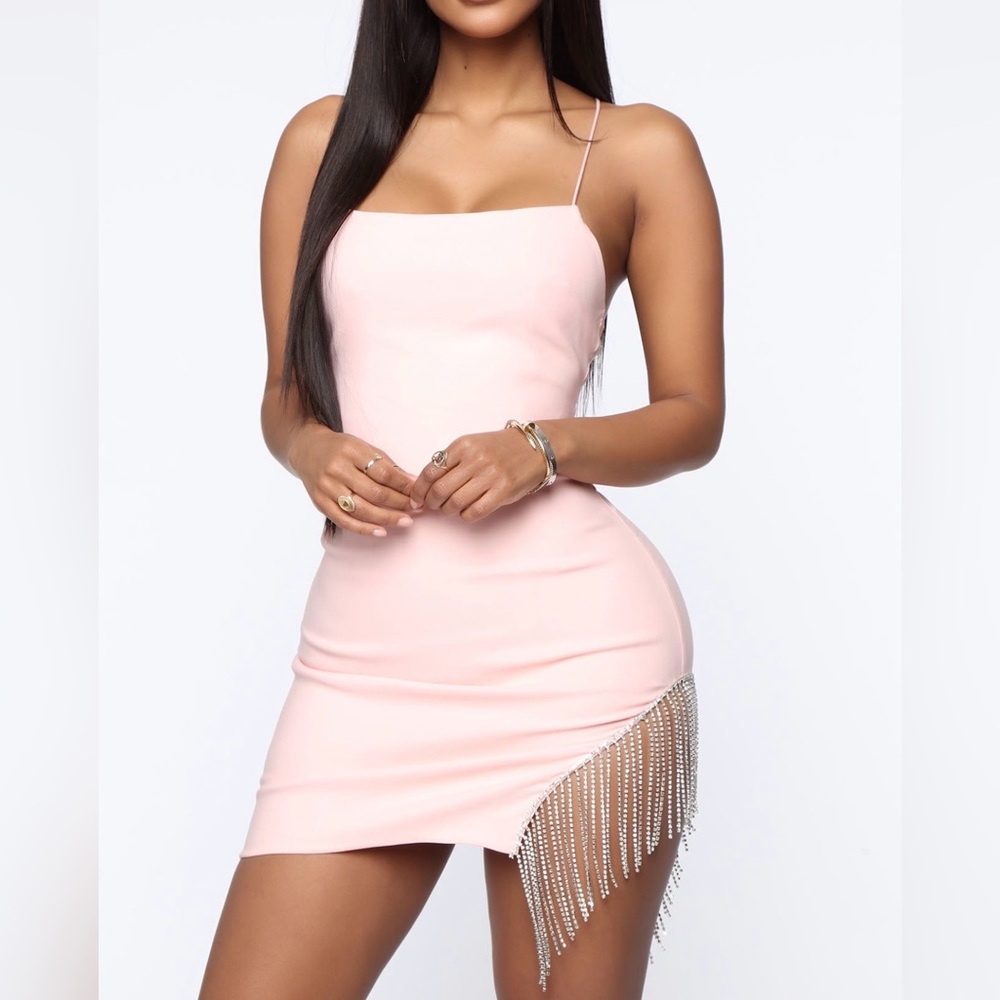 Elegant Pink Spaghetti Strap Dress
